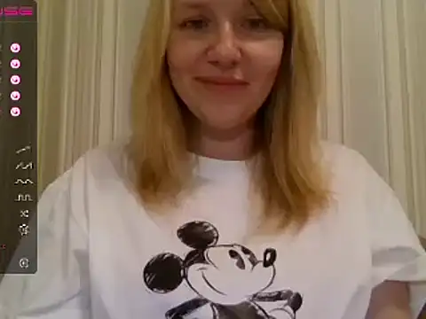 urbadkitty online show from 02-22-25, 03:03