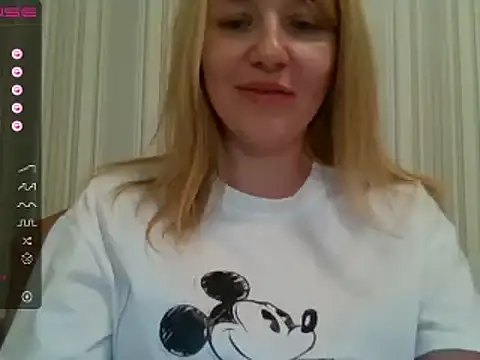 urbadkitty online show from 03-01-25, 01:07