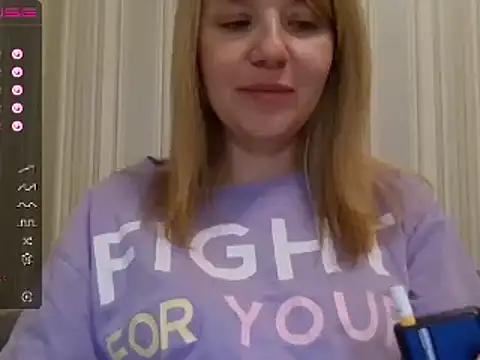 urbadkitty online show from 03-13-25, 05:07