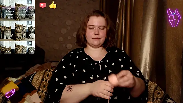 Snapshot of daisy_low chatting on 02-18-25, 05:53 daisy low online show from 02-18-25, 05:53