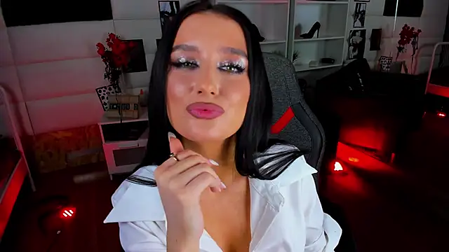 OmeliaDior online show from 01-28-25, 10:23