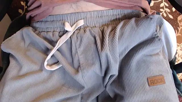 MrStraightDik online show from 11-27-25, 02:08