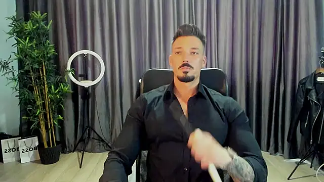 Snapshot of HaydenSpearss chatting on 04-14-26, 12:33 HaydenSpearss online show from 04-14-26, 12:33