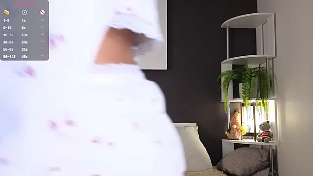 Snapshot of PiquingOgalala chatting on 02-10-25, 01:14 PiquingOgalala online show from 02-10-25, 01:14