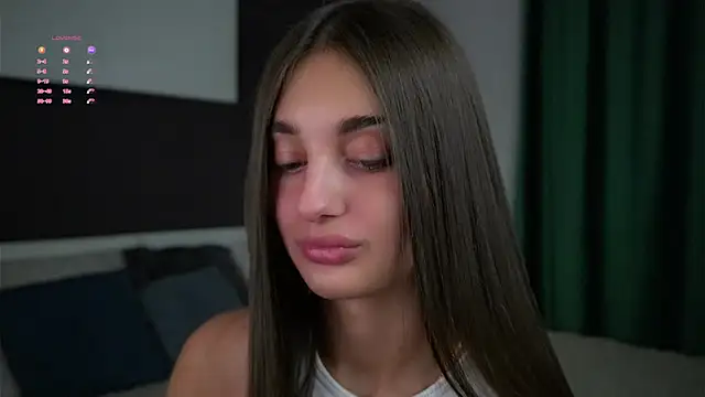 Snapshot of PiquingOgalala chatting on 03-14-25, 01:05 PiquingOgalala online show from 03-14-25, 01:05