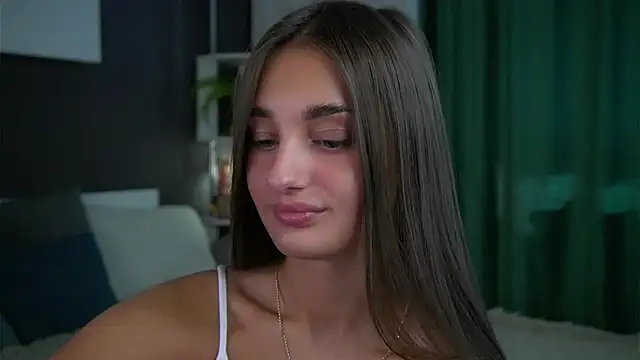 Snapshot of PiquingOgalala chatting on 03-23-25, 04:27 PiquingOgalala online show from 03-23-25, 04:27