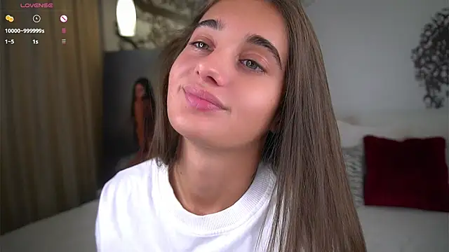 Snapshot of PiquingOgalala chatting on 09-30-25, 01:32 PiquingOgalala online show from 09-30-25, 01:32