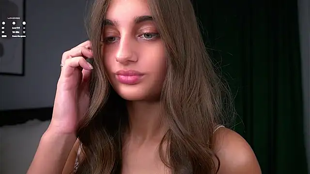 Snapshot of PiquingOgalala chatting on 11-29-25, 01:08 PiquingOgalala online show from 11-29-25, 01:08