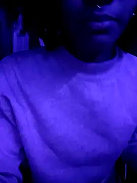 Snapshot of Laanegraofficial_ chatting on 02-12-25, 06:30 Laanegraofficial online show from 02-12-25, 06:30