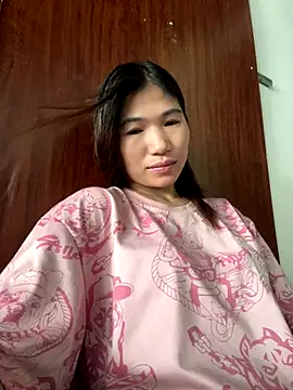 Snapshot of MinzHy chatting on 09-17-25, 05:09 MinzHy online show from 09-17-25, 05:09