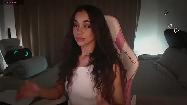 Snapshot of march_mellow chatting on 03-13-25, 09:48 march mellow online show from 03-13-25, 09:48