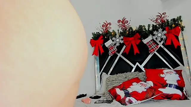 Snapshot of anahidolls chatting on 12-20-24, 12:49 anahidolls online show from 12-20-24, 12:49