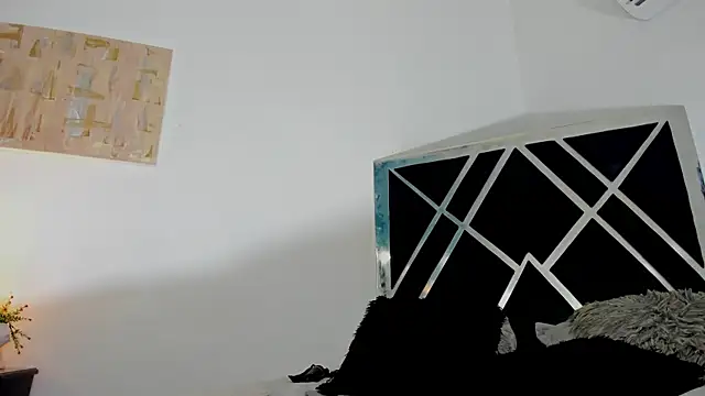 Snapshot of anahidolls chatting on 02-17-25, 08:15 anahidolls online show from 02-17-25, 08:15