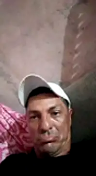 Snapshot of simulador69 chatting on 12-15-24, 11:55 simulador69 online show from 12-15-24, 11:55