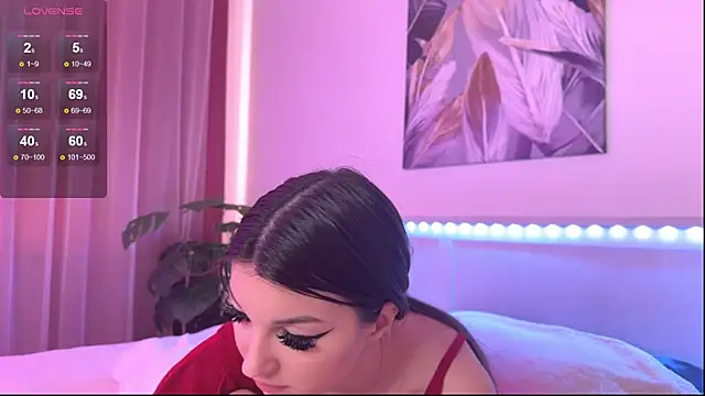 Veronica leal online show from 10-21-25, 08:37