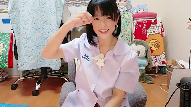 renapiyon8182 online show from 12-25-24, 07:34