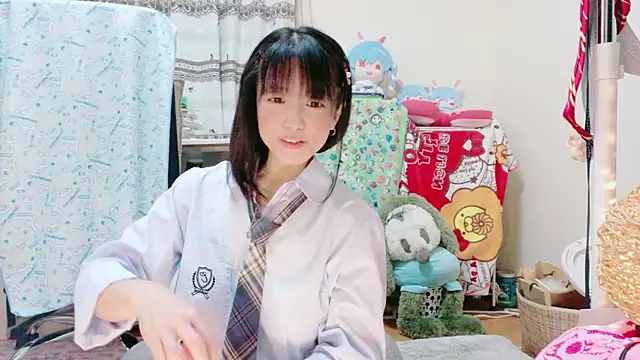 renapiyon8182 online show from 03-06-25, 07:32