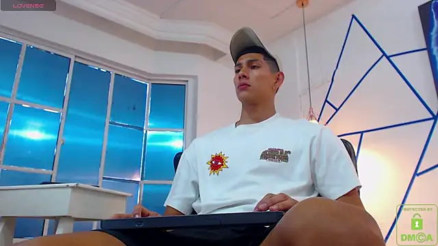 Valerio 20 online show from 12-12-24, 08:32