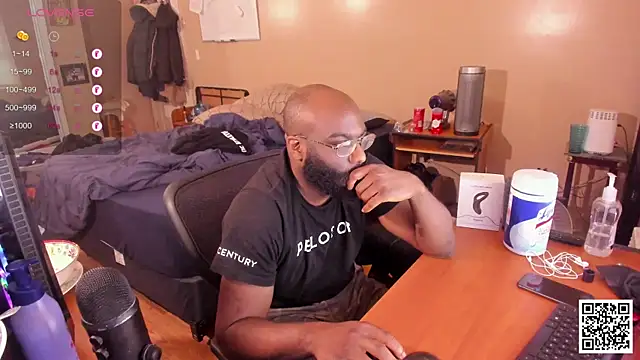 Snapshot of MrChuckDailyXXX chatting on 12-11-24, 06:09 MrChuckDailyXXX online show from 12-11-24, 06:09