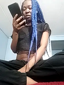 Snapshot of C0ffeecoolatte chatting on 01-21-25, 04:32 C0ffeecoolatte online show from 01-21-25, 04:32