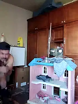 Snapshot of Rober2230 chatting on 12-25-24, 10:27 Rober2230 online show from 12-25-24, 10:27