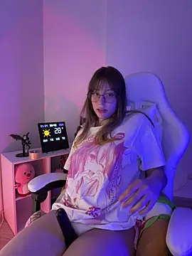 Snapshot of _nobara__ chatting on 12-02-25, 04:07 nobara online show from 12-02-25, 04:07