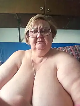 Awn290668 online show from 09-18-25, 03:47