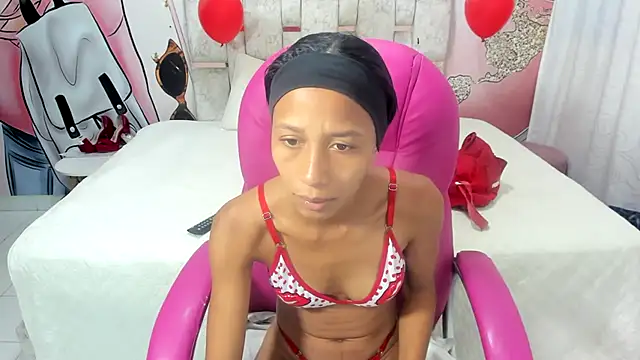 EMMA SWEETT1 online show from 02-24-25, 12:37