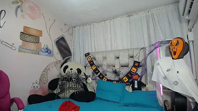 EMMA SWEETT1 online show from 11-03-25, 12:39