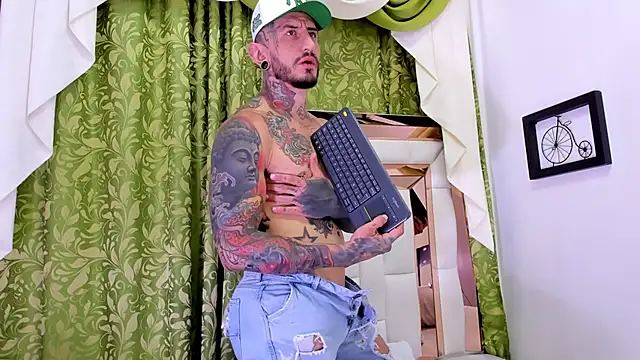 dilan scootk  online show from 10-15-25, 07:25