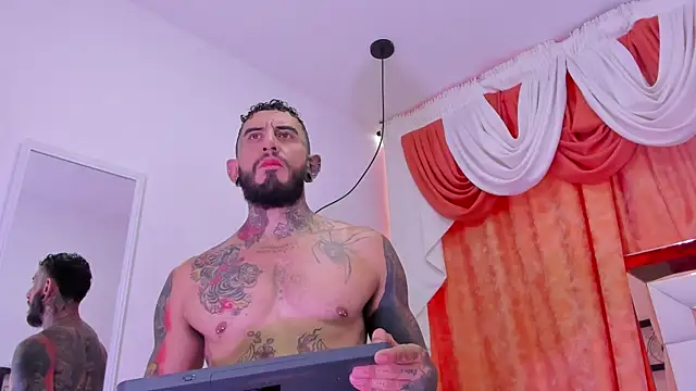 dilan scootk  online show from 04-22-26, 07:26