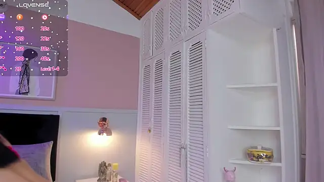 Snapshot of naoko_kirino chatting on 01-25-25, 09:04 naoko kirino online show from 01-25-25, 09:04