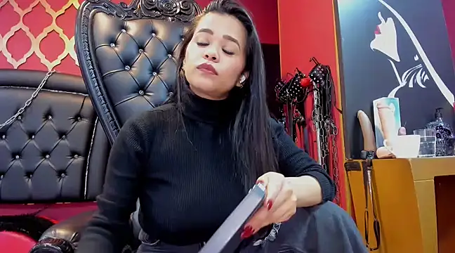 Mistressviictoria online show from 03-18-25, 02:37