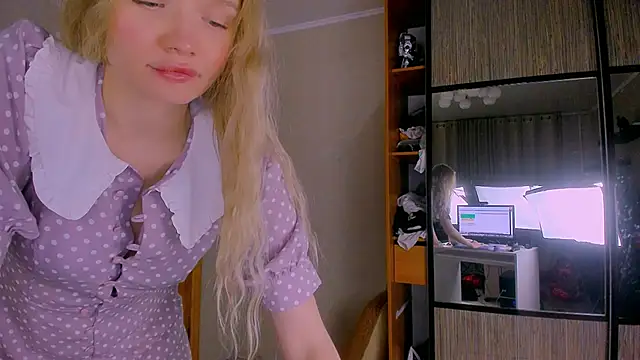 BoysLoveBlondee online show from 03-20-25, 12:08