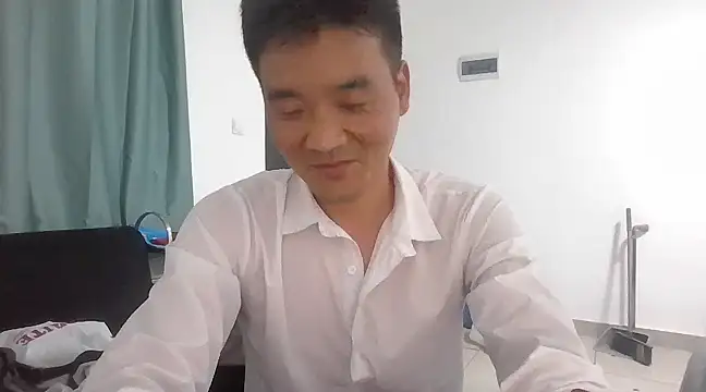 Snapshot of kisstoyousoon2024 chatting on 03-09-25, 06:21 kisstoyousoon2024 online show from 03-09-25, 06:21