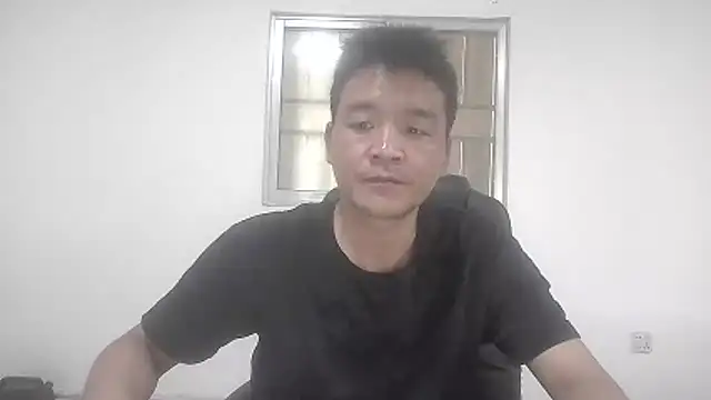 Snapshot of kisstoyousoon2024 chatting on 10-14-25, 09:32 kisstoyousoon2024 online show from 10-14-25, 09:32