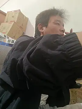 kisstoyousoon2024 online show from 02-18-26, 11:28