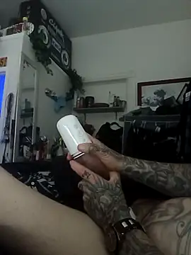 Slunghung79 online show from 09-13-25, 05:13