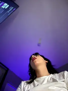 Snapshot of veronicaapink chatting on 12-07-24, 02:20 veronicaapink online show from 12-07-24, 02:20