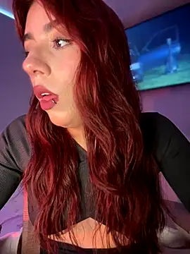 Snapshot of veronicaapink chatting on 11-08-25, 09:57 veronicaapink online show from 11-08-25, 09:57