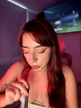 Snapshot of veronicaapink chatting on 12-03-25, 09:24 veronicaapink online show from 12-03-25, 09:24