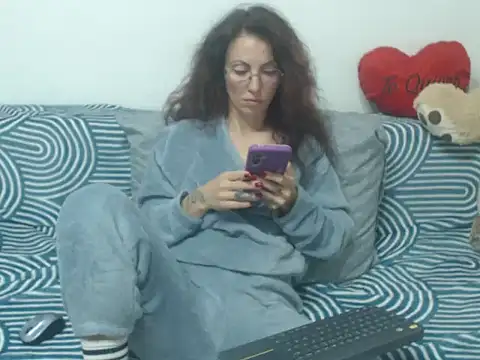 Emmatoo online show from 04-27-26, 12:30