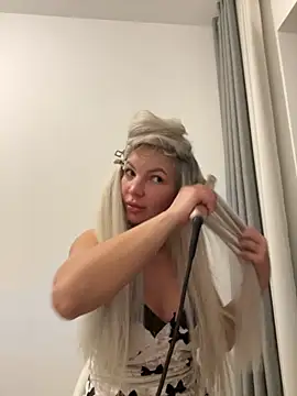 Jessy Jo online show from 09-28-25, 06:46