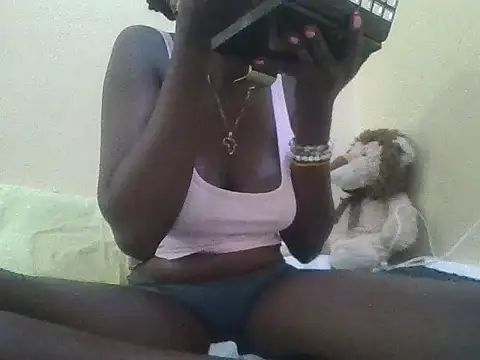 Pretty ellahh online show from 02-17-25, 12:48