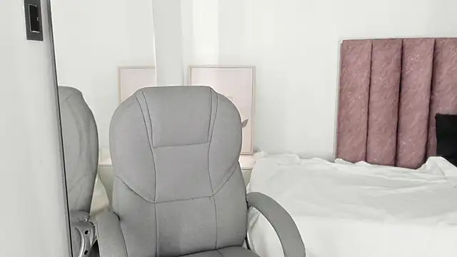 celestica rose online show from 01-05-26, 07:50