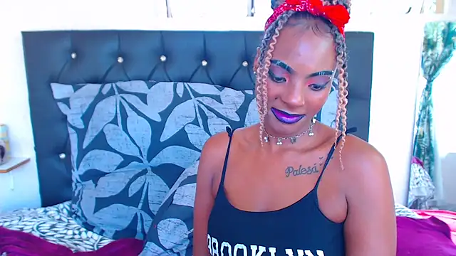 Snapshot of SAVAGExBOO chatting on 12-13-24, 10:08 SAVAGExBOO online show from 12-13-24, 10:08