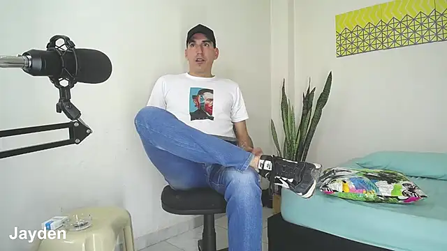 jayydenandjacob online show from 02-05-25, 07:42