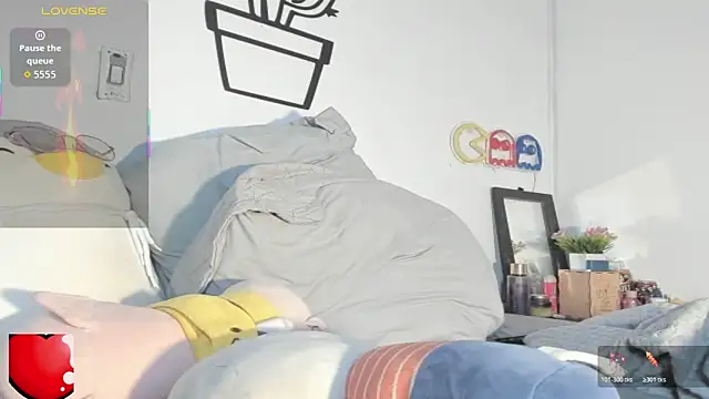 Alessia28  online show from 11-05-25, 01:55