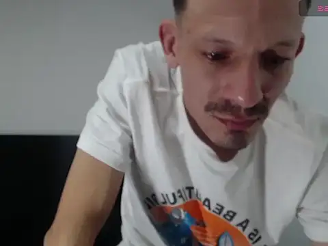 Snapshot of trebollhht chatting on 01-11-25, 08:22 trebollhht online show from 01-11-25, 08:22