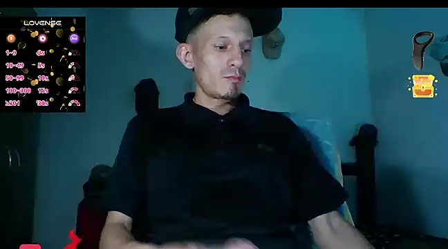 Snapshot of trebollhht chatting on 02-20-25, 02:18 trebollhht online show from 02-20-25, 02:18